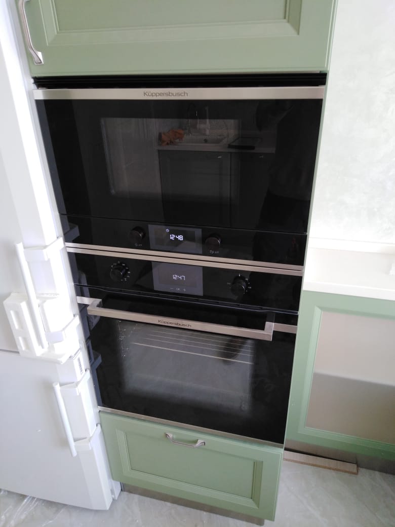 Установка электрической плиты, варочной поверхности, духового шкафа